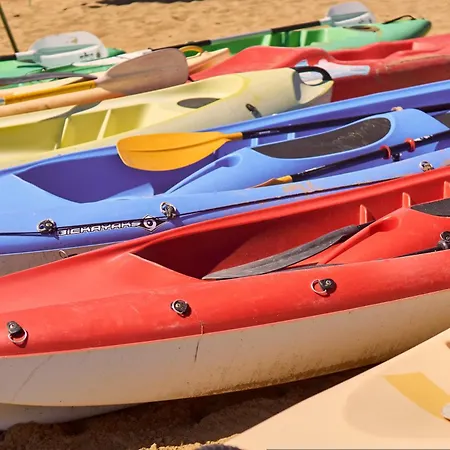 Apartment With Shared Pool For 5 Guests *